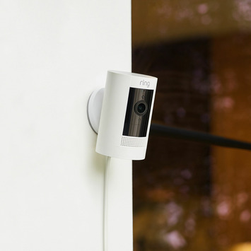 Ring Stick Up Cam Plug In