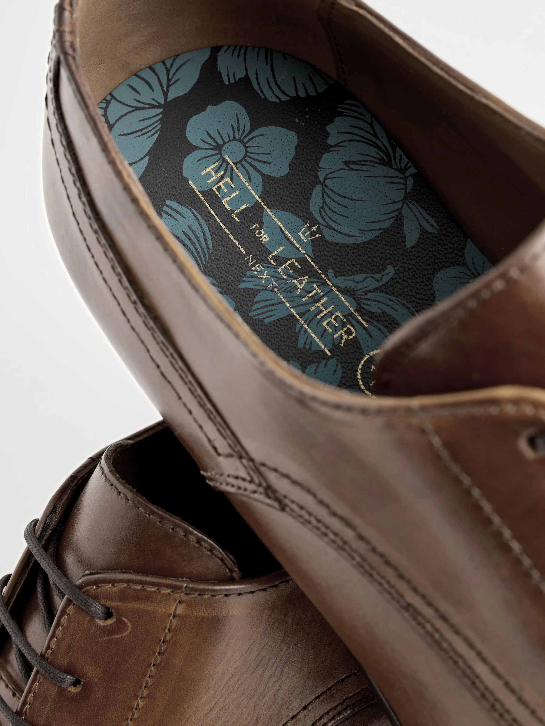 Lichtbruin - Standaard pasvorm - Leren derby-schoenen met neusstuk