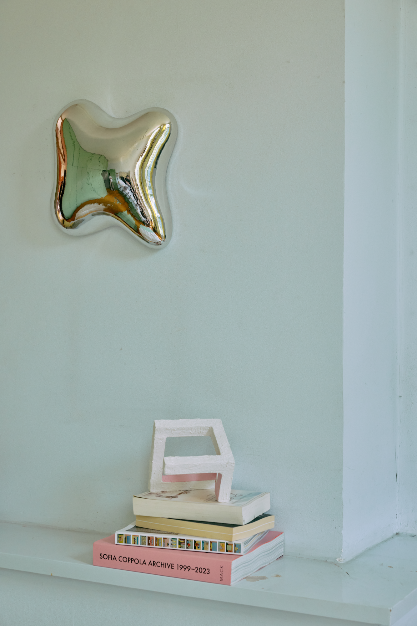 Sculptuur Orb wall chrome