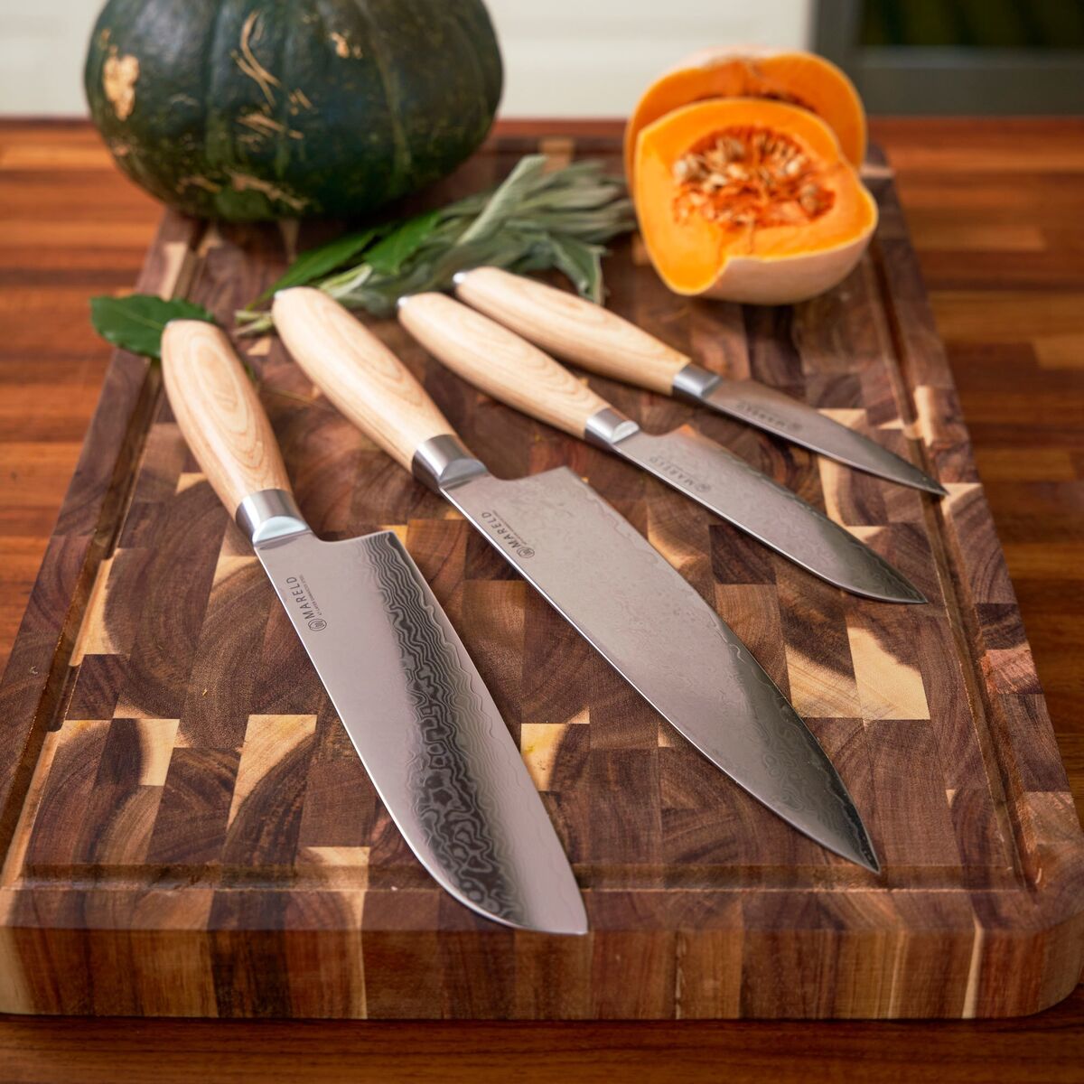 Akio knivsett med 4 kniver