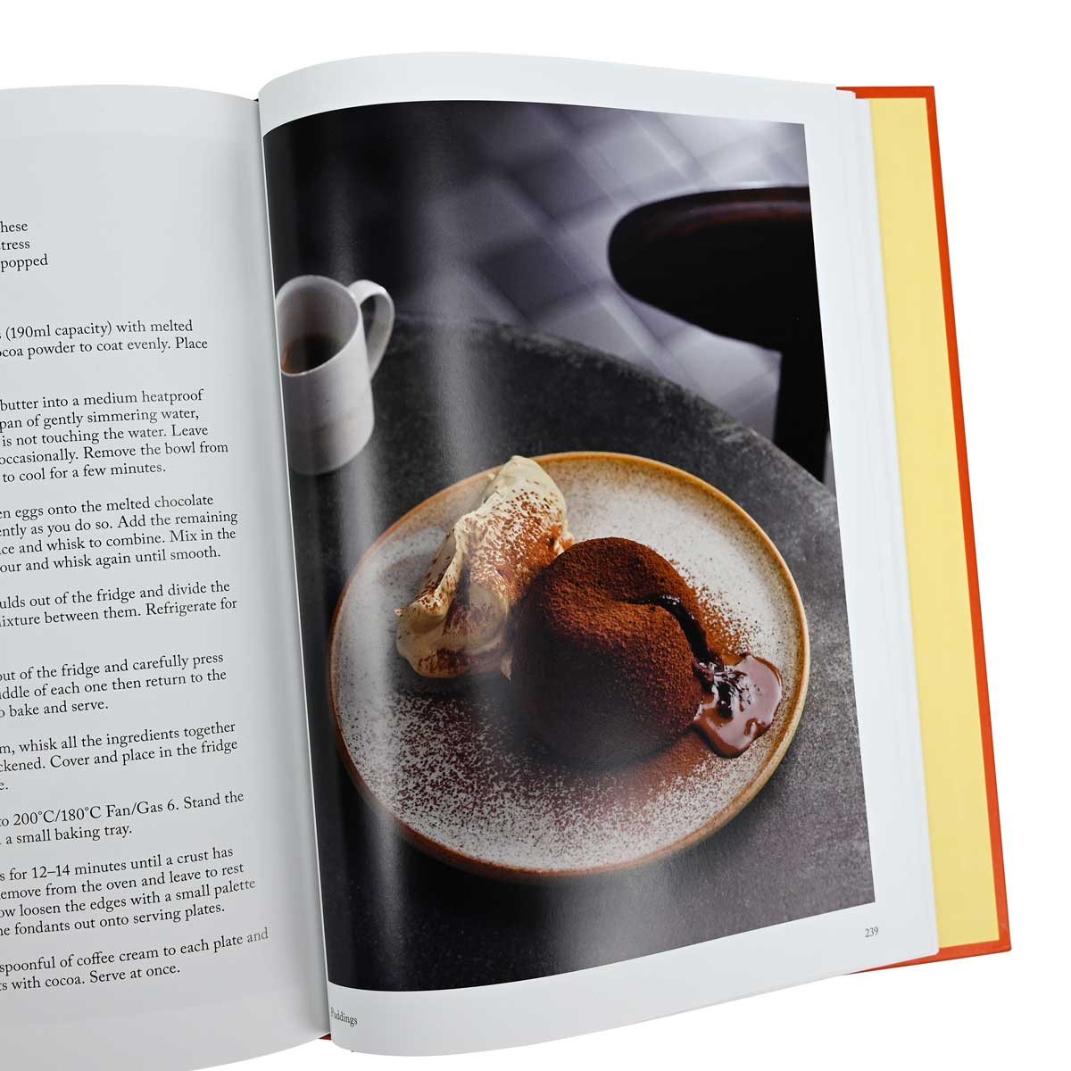 Pub Kitchen: The Ultimate Modern British Food Bible: THE SUNDAY TIMES BESTSELLER (Hardback)