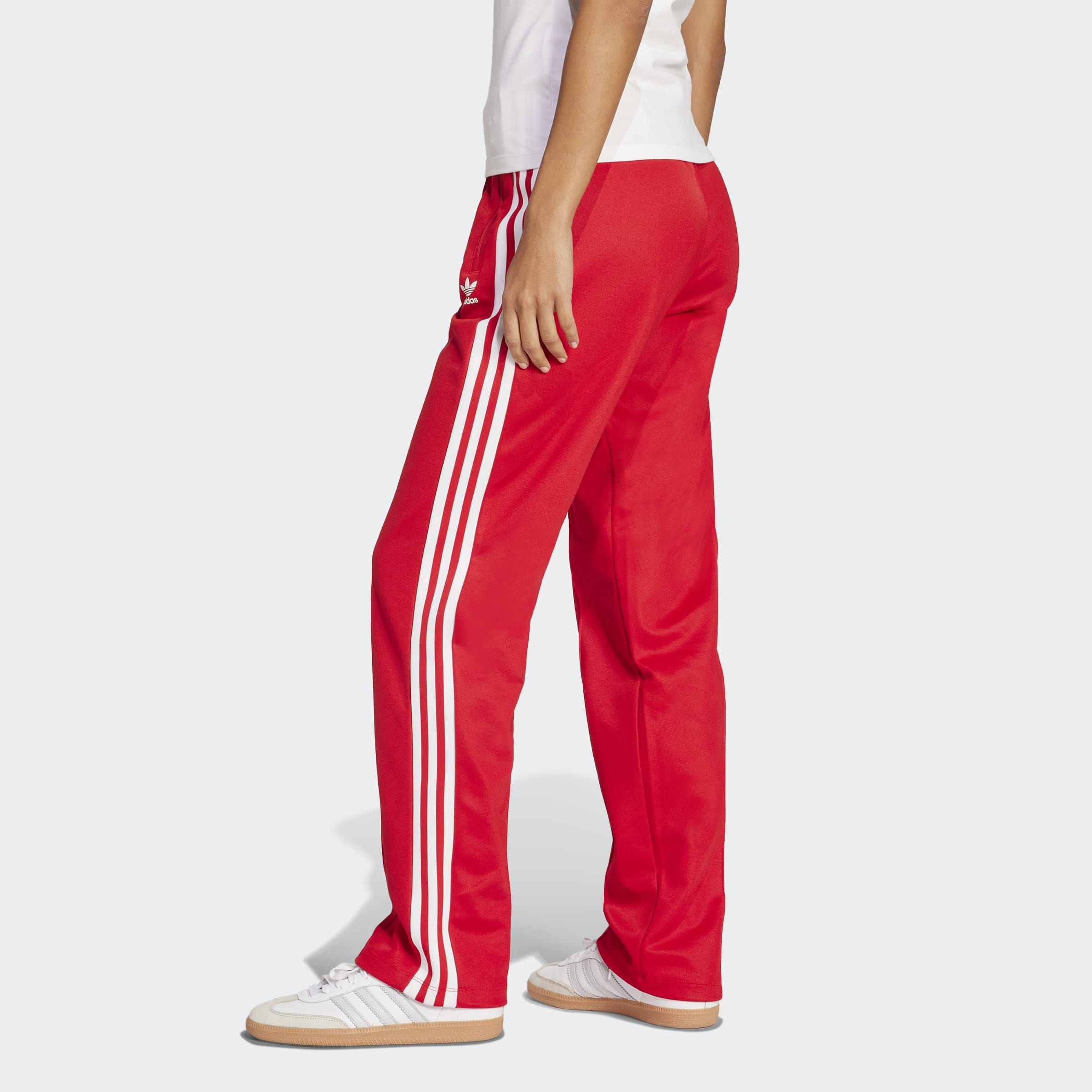 adidas Originals Sporthose »CLASSIC TP«  Retro Style, der gerade Schnitt mit schmal zulaufenden Bein