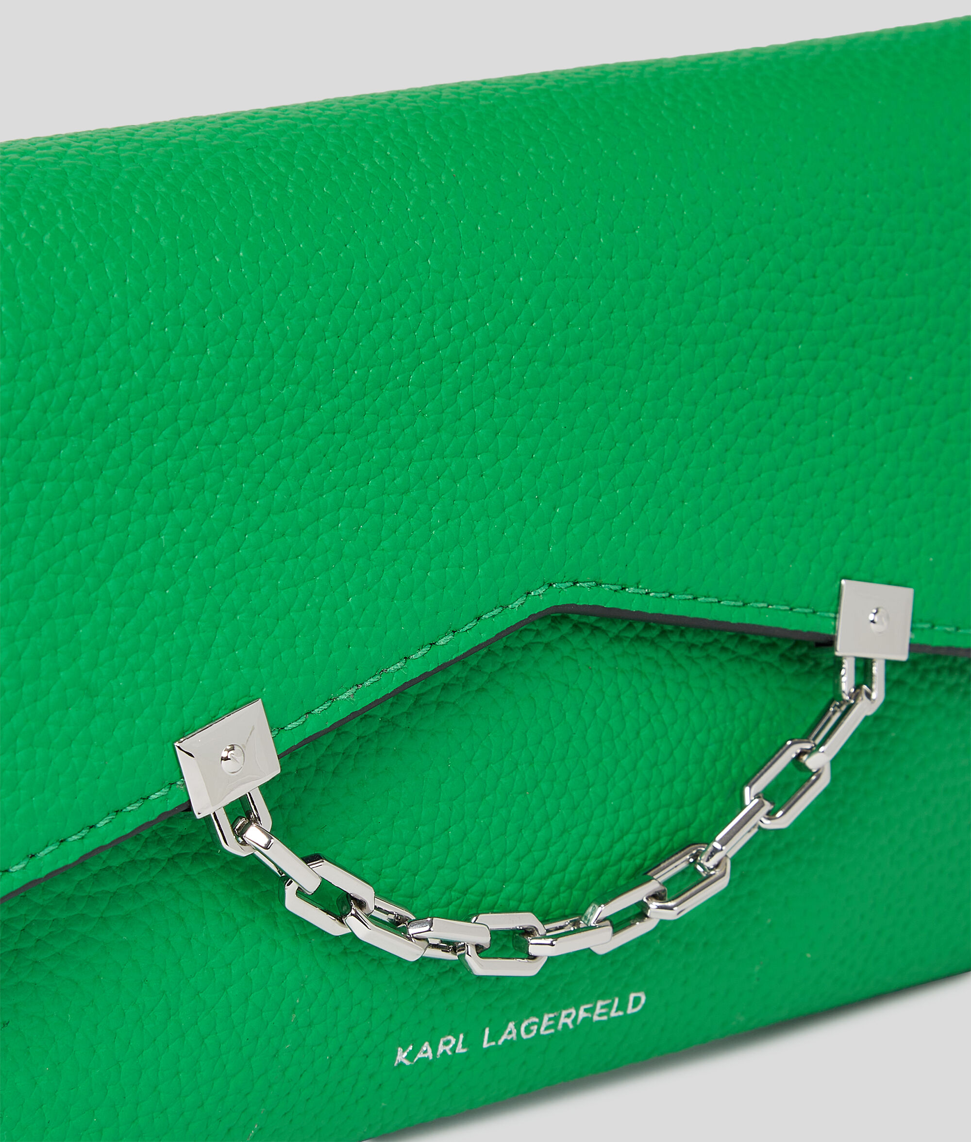 MINI-SAC BANDOULIÈRE EN CUIR GRAINÉ K/SEVEN