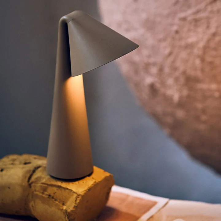 Frandsen - Ami Portable LED Akkuleuchte, olive stone