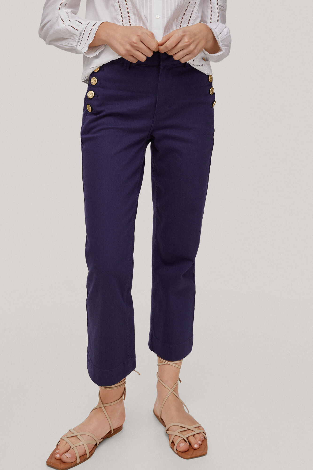 Calça jeans cropped de corte reto com botões - Azul