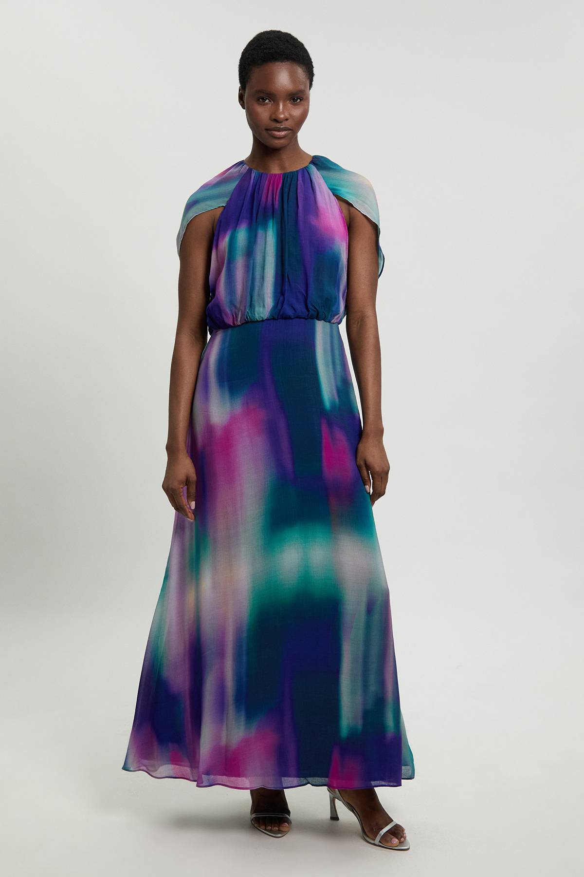 KarenMillen Robe Maxi En Georgette Crêpée À Imprimé Flou Et Cape