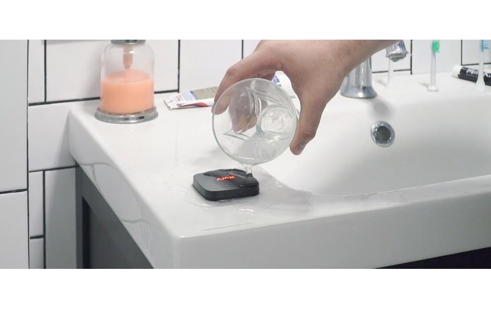 Funk-Wassermelder LeaksProtect Jeweller SchwarzKabelloser adressierbarer Überschwemmungsmelder
