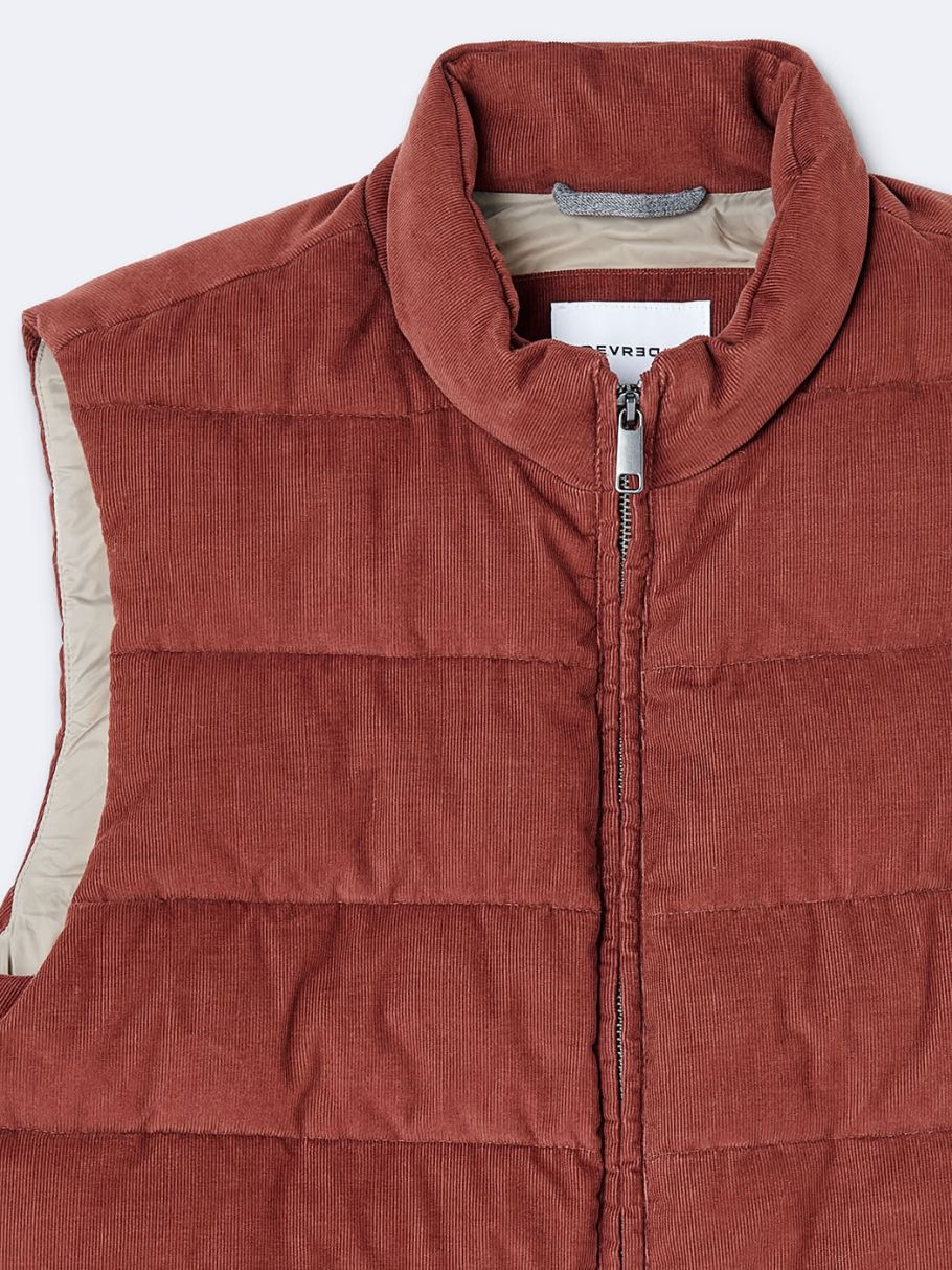 Gilet sans manche zippé col montant
