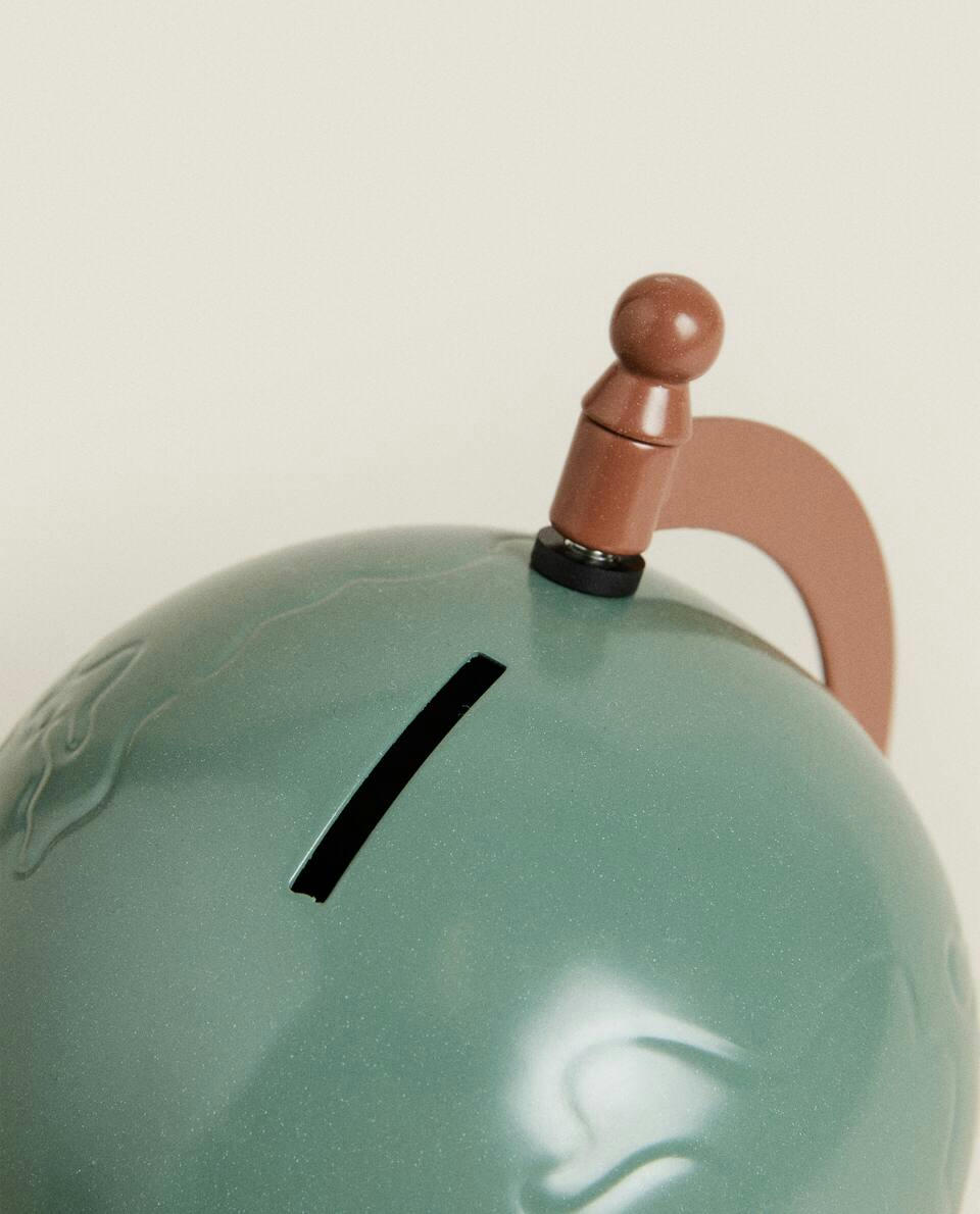 COFRINHO EM FORMATO DE GLOBO