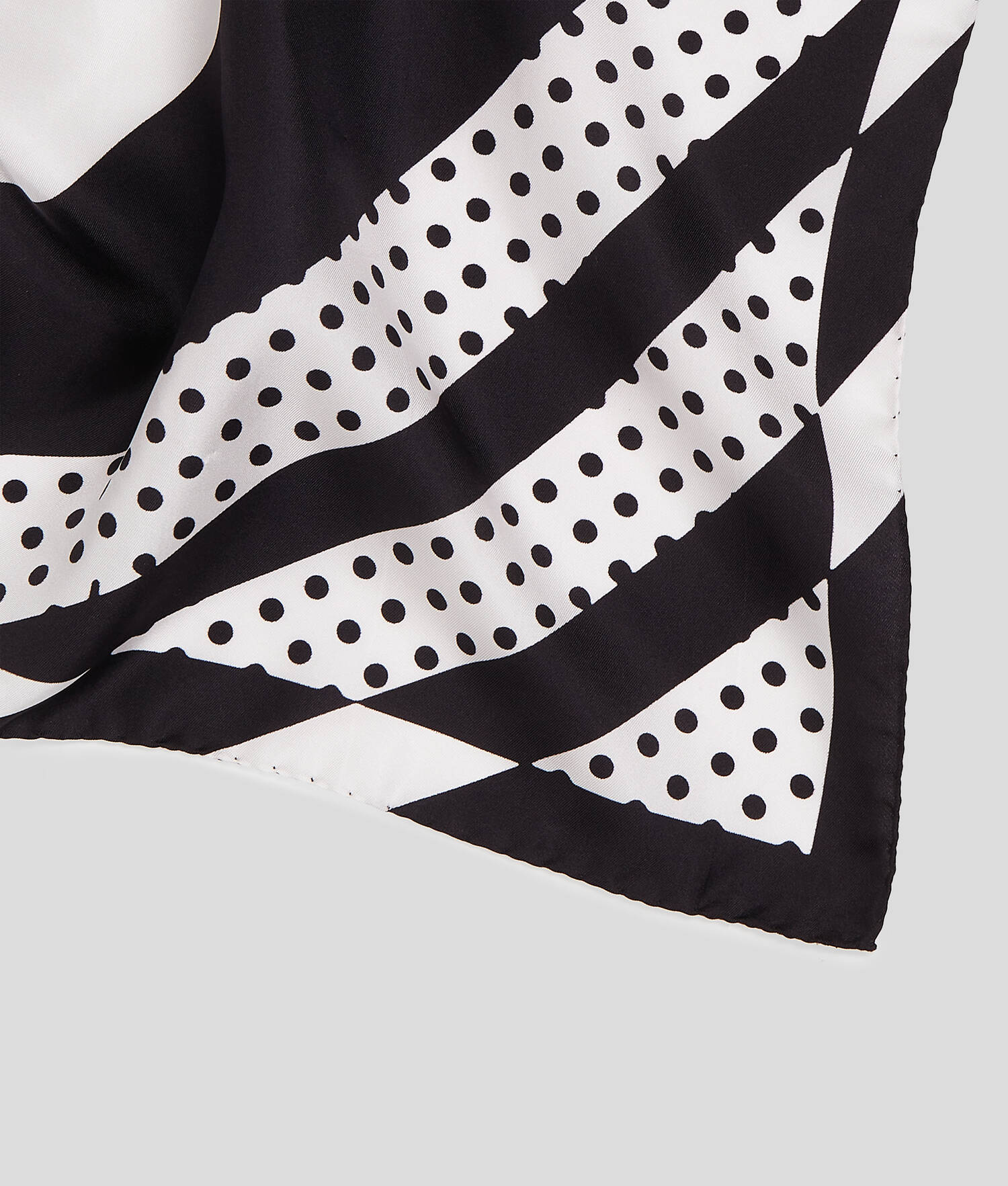 FOULARD EN SOIE K/CIRCLE