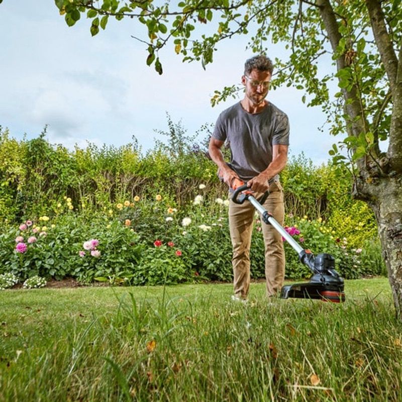 Black & Decker - PowerCommand Pivotant - Grastrimmer - Oranje - Accu 36 V - Ø 33 cm