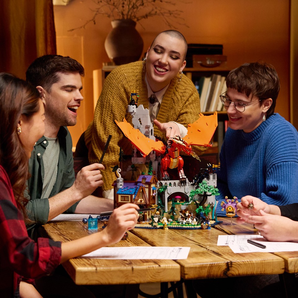 LEGO Ideas - Dungeons & Dragons: Den røde drages fortælling (21348)