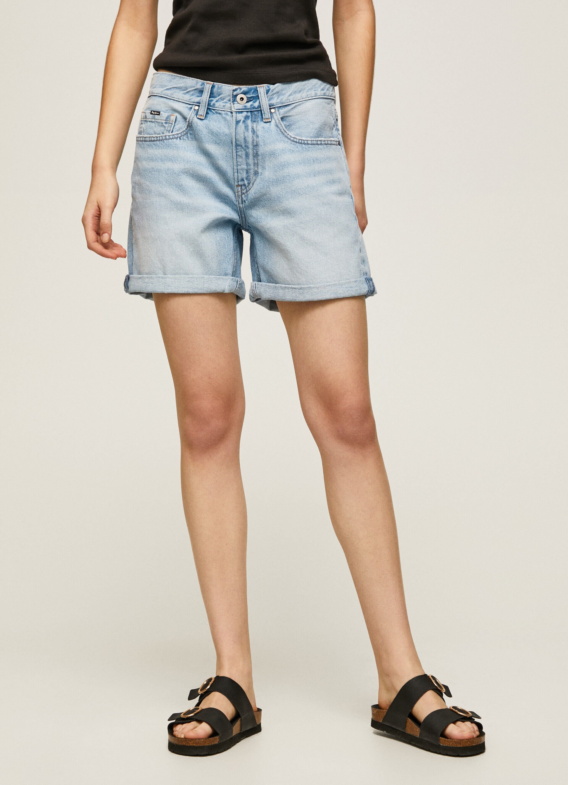 CALÇA JEANS CURTA CORTE REGULAR - jeans