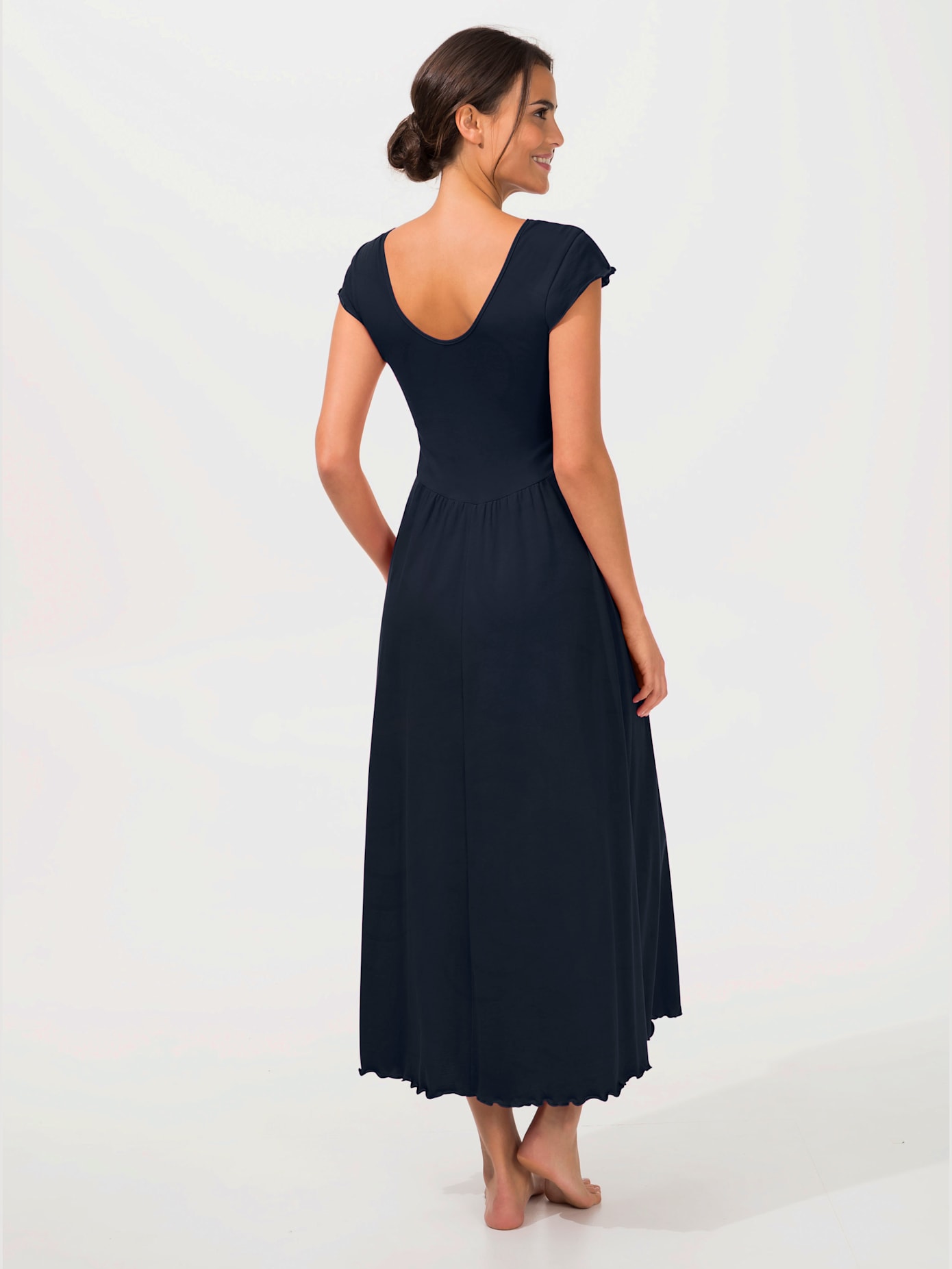 Chemise de nuit femme ornée qualité jersey fin