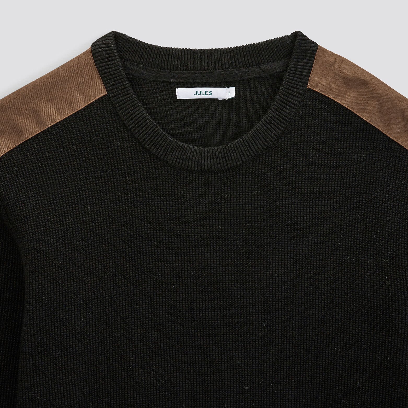 Pull à col rond et patch épaule Noir