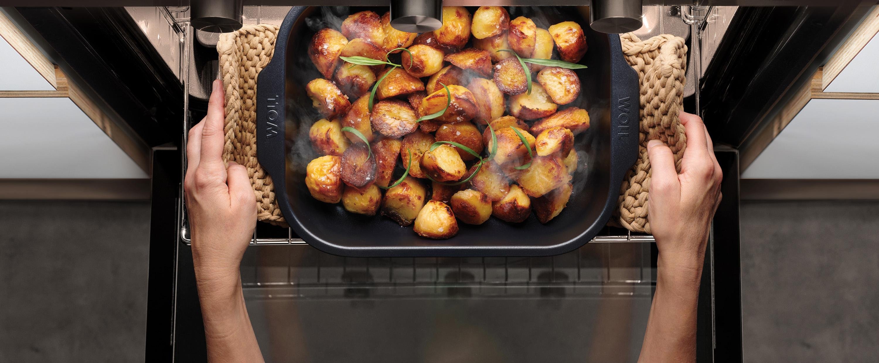 Roast it! Bratreine medium - Größe: 30 x 24 cm von WOLL