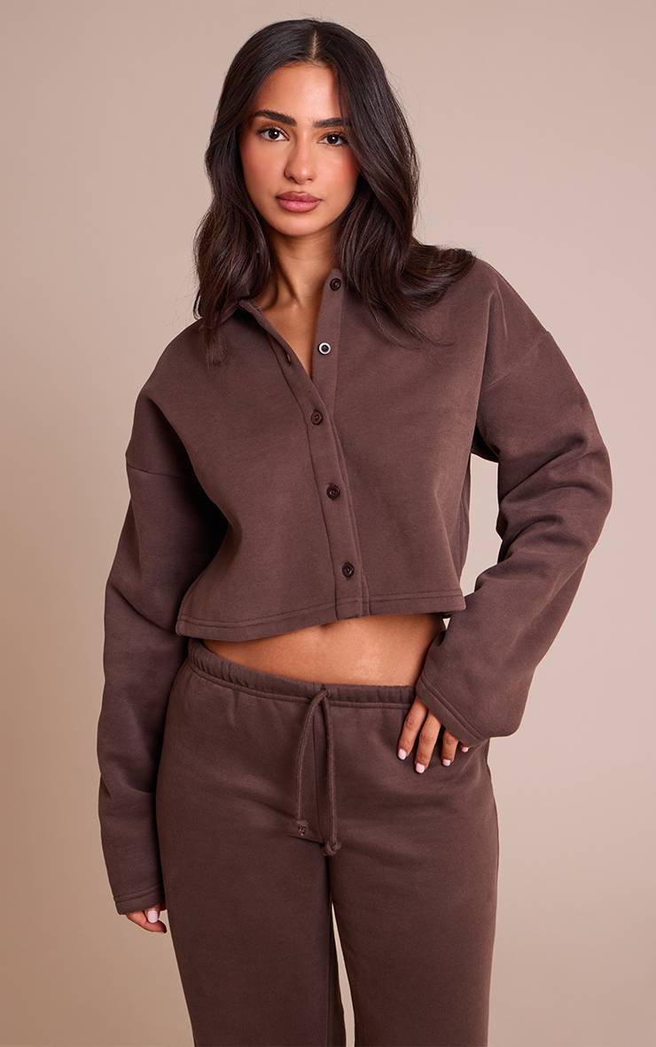 Chocolat Sweat Court Boutonné À Col Pour Petite Taille