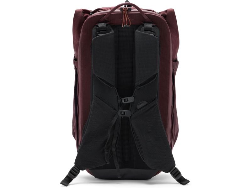 Peak Design Fotorucksack Outdoor-Rucksack 25L – Rot Leichter, rahmenloser Tagesrucksack