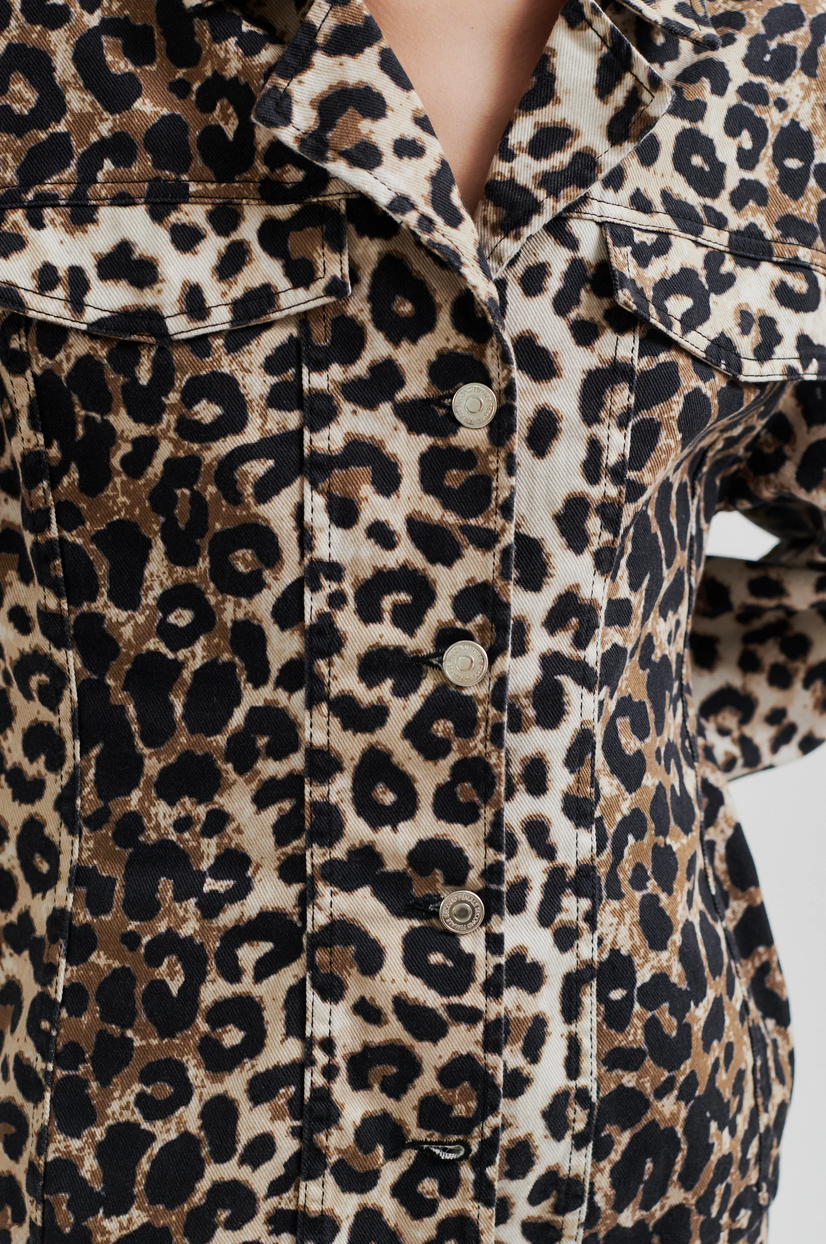 Second Female  Aleo leopard denimjakke - Kelp
