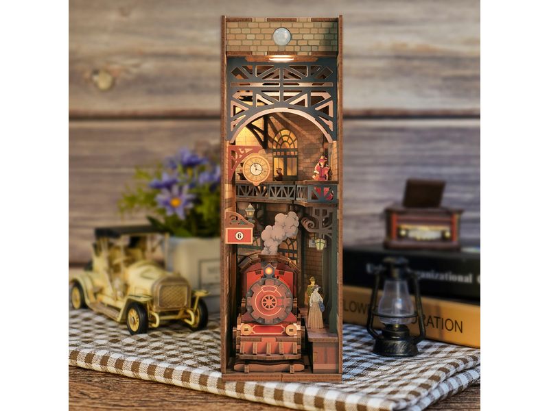 Tonecheer Bausatz Book Nook The Steam Age 3D-Modell aus lasergeschnittenen Holzteilen