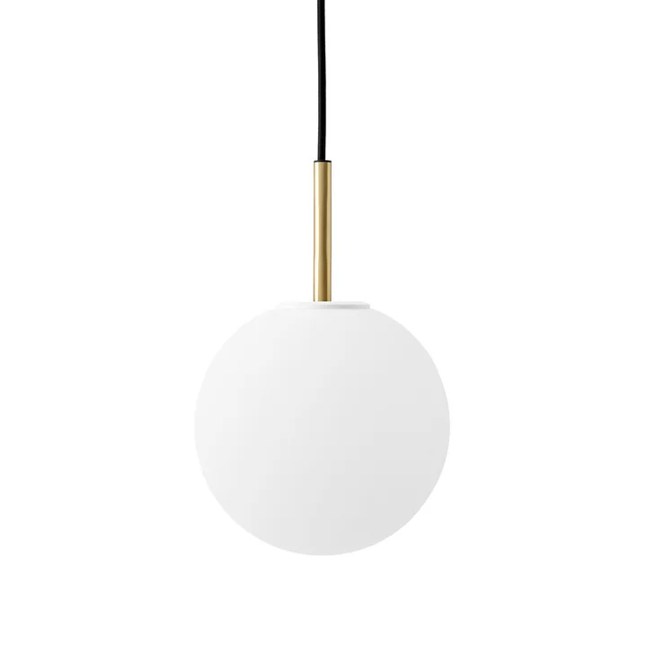 Audo - TR Pendelleuchte, Messing / Leuchtmittel matt opal