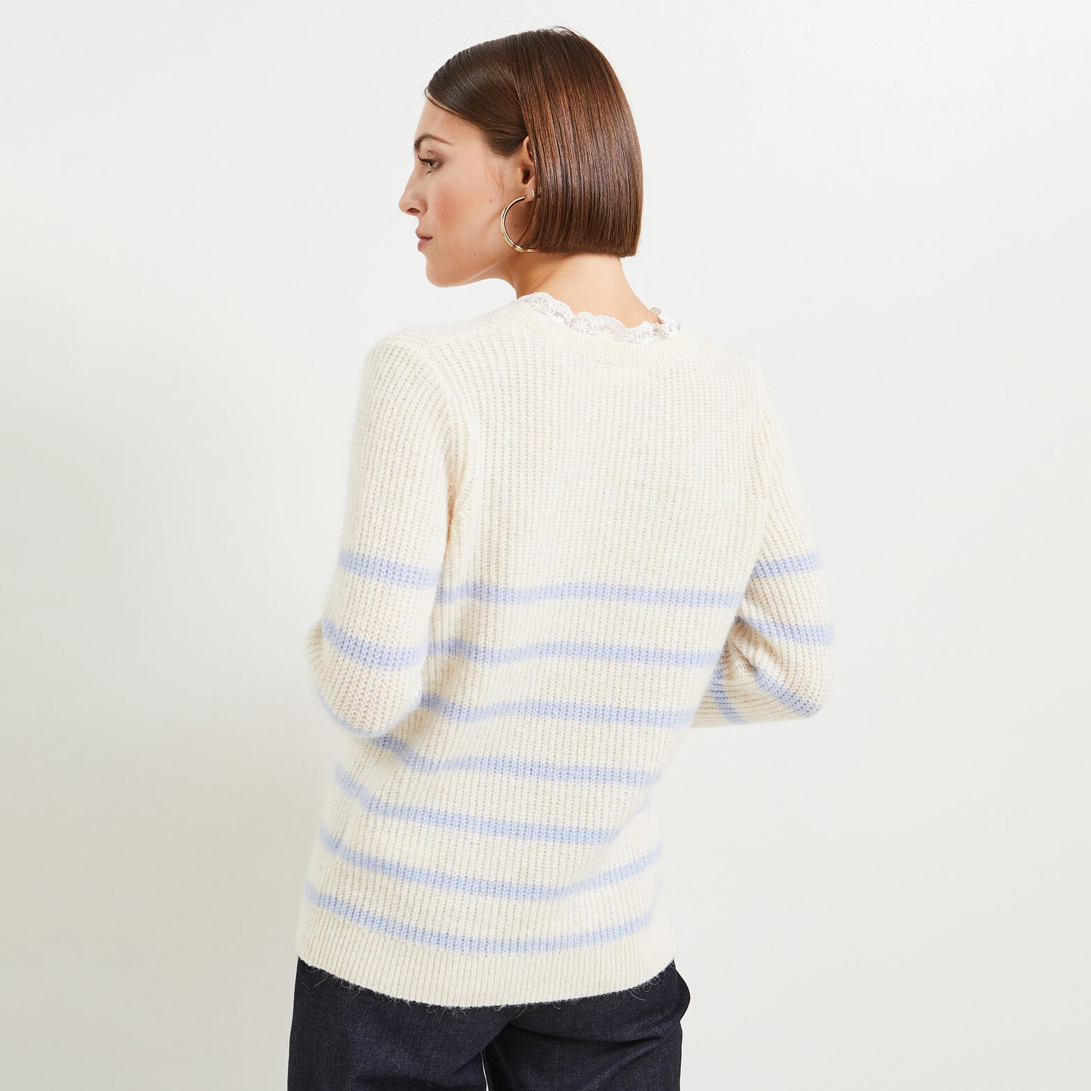 Pull col V femme