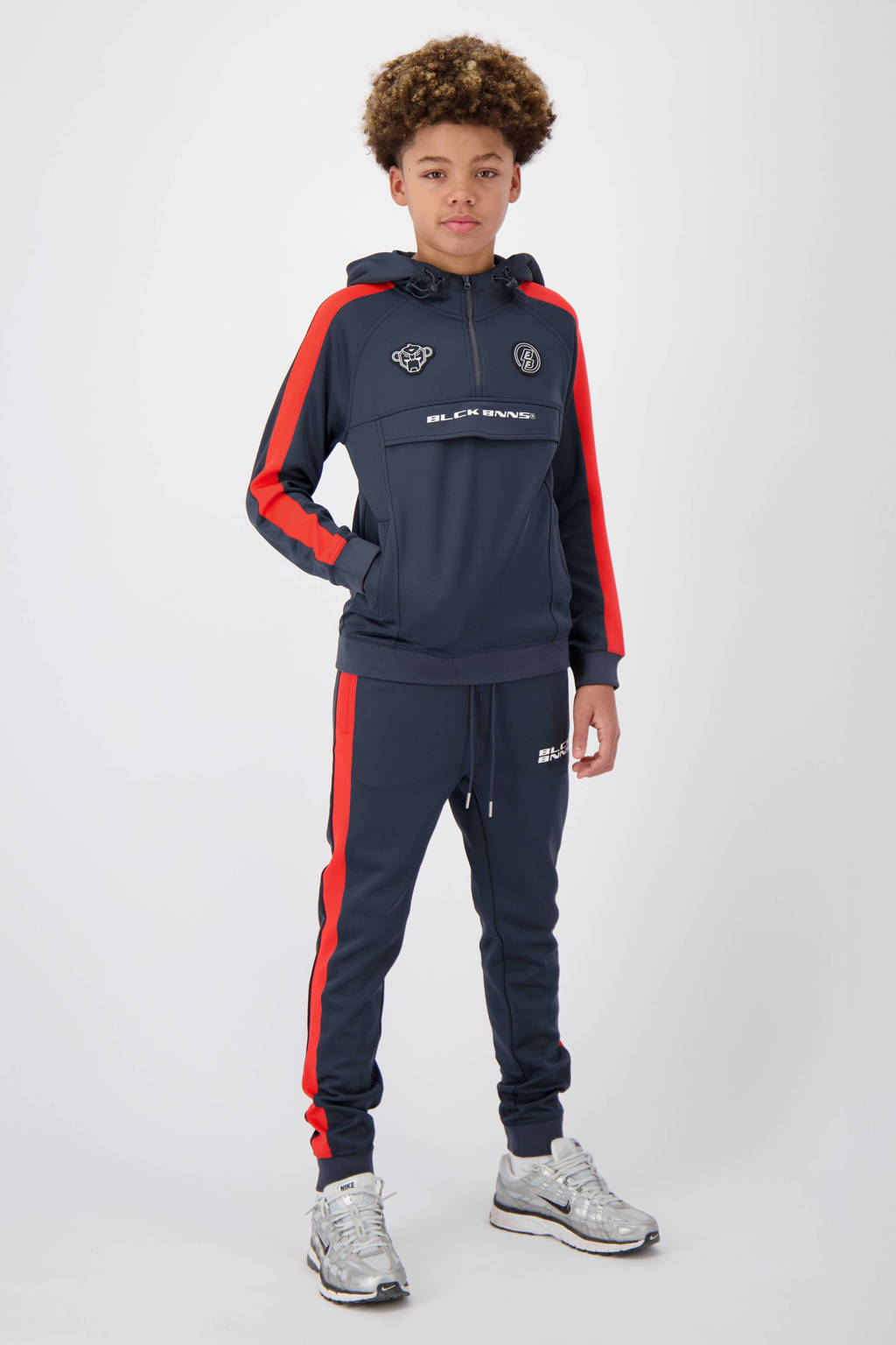 BLACK BANANAS regular fit joggingbroek JR. TRACE met zijstreep en borduursels donkergrijs/rood