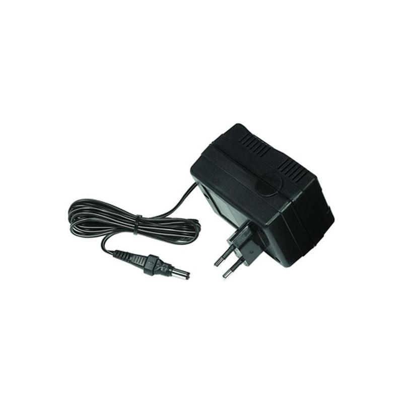 Chargeur De Batterie Plastimo 230V Avec Prise