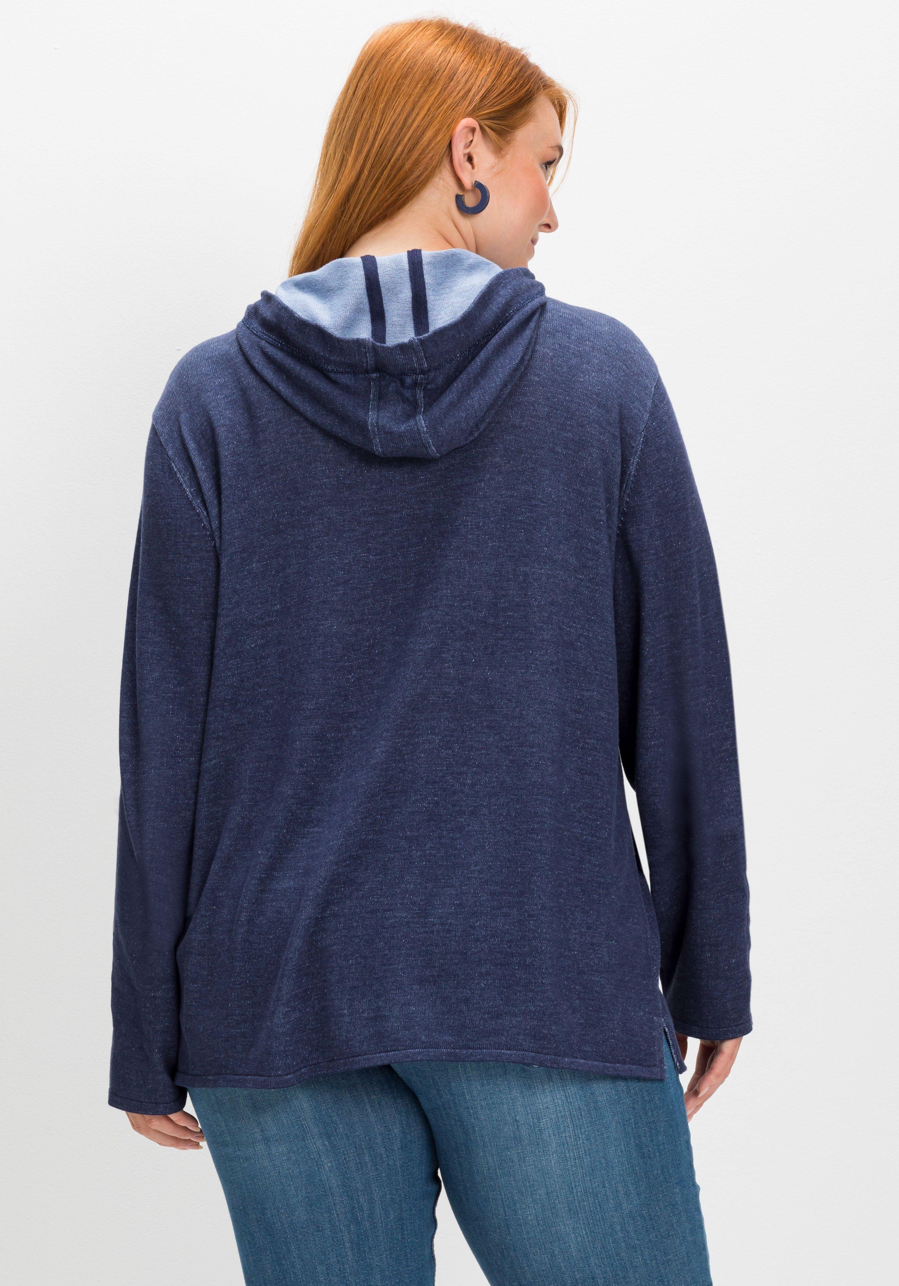 Pullover mit zweifarbiger Kapuze