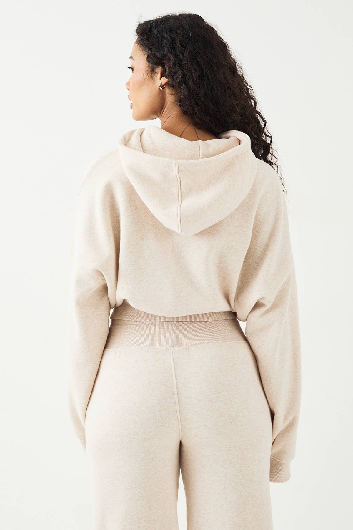 Sweat à Casynthétiqueche Zippé Court et Ample DSGN Studio