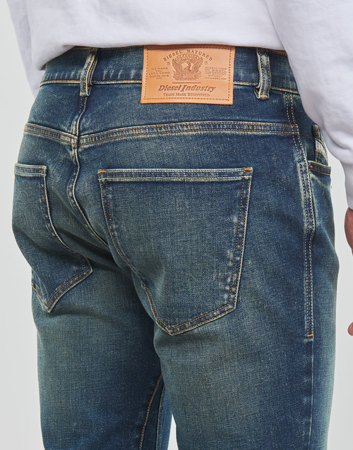 Diesel - 2021 - Bleu foncé