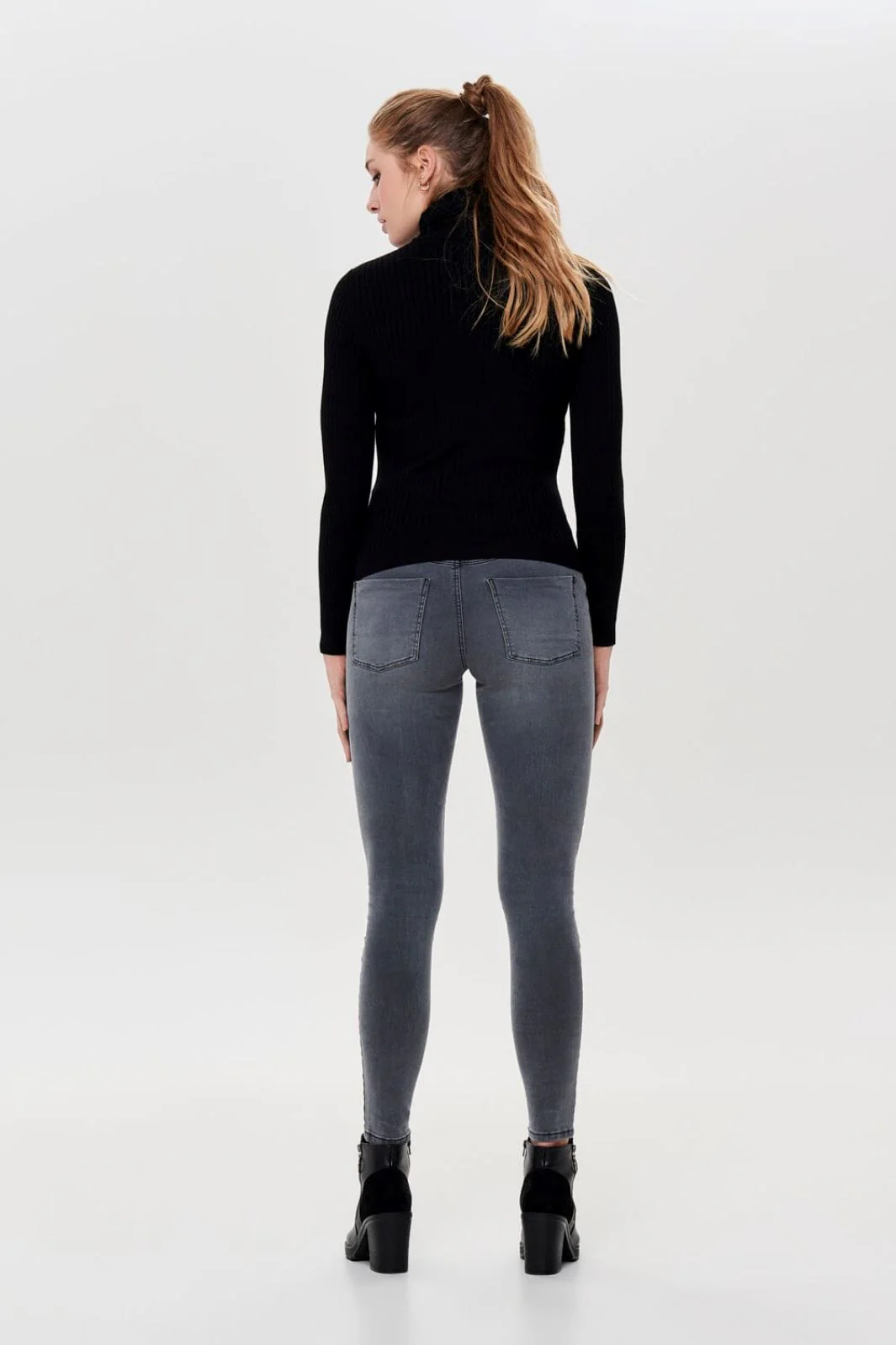 Only Onlkarol L/S Rollneck Pullover Knt 2898087 black