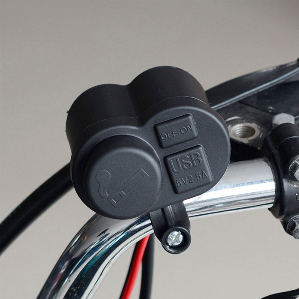 (2.5A) 2in1 Dual USB Ladegerät mit Zigarettenanzünder 12-24V (Spritzwassergeschützt) für Motorrad / Roller / Töff - Schwarz