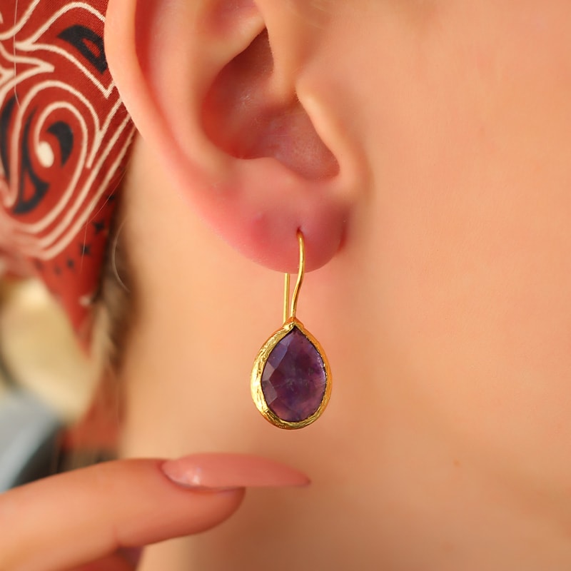 Boucles d'oreilles - Laiton plaqué or & améthyste