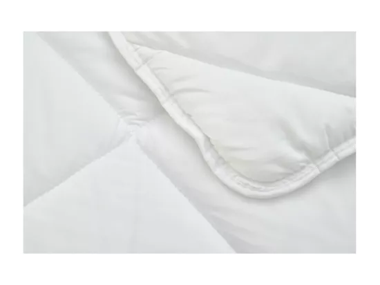 Couette Chaude Lavage Haute Température 220x240cm