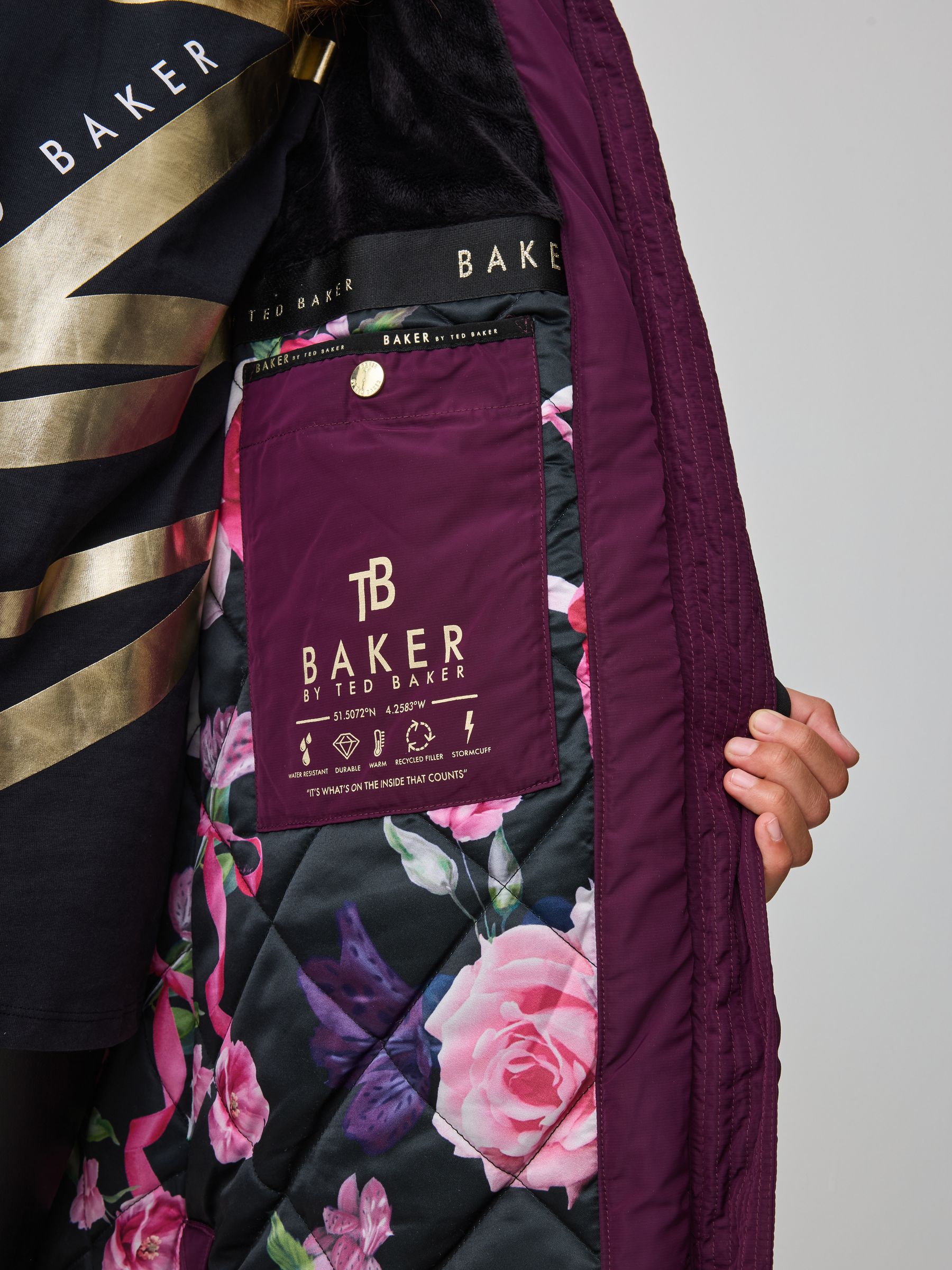 Bordeauxrood - Baker by Ted Baker Regenbestendige gewatteerde lange jas met strik op de rug en ceintuur