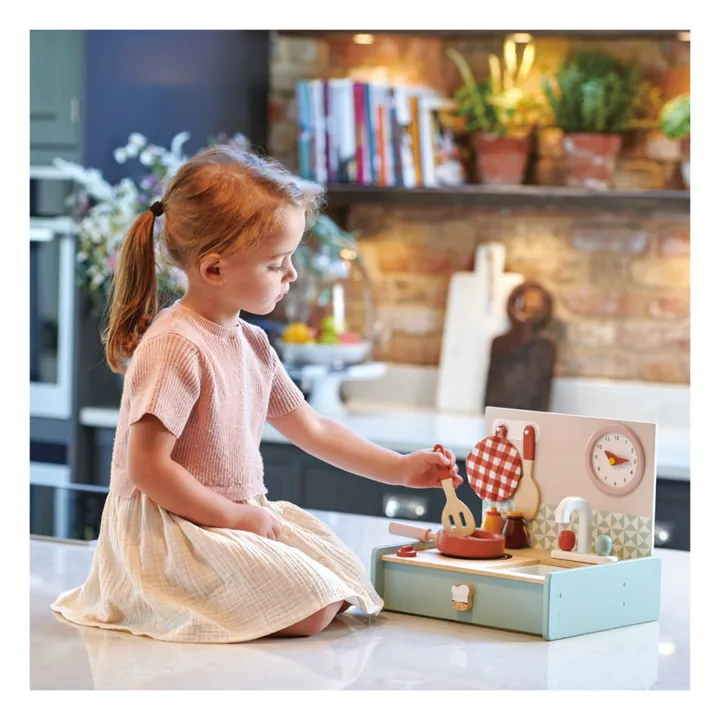 Tender Leaf Toys Kitchenette et ses accessoires en bois