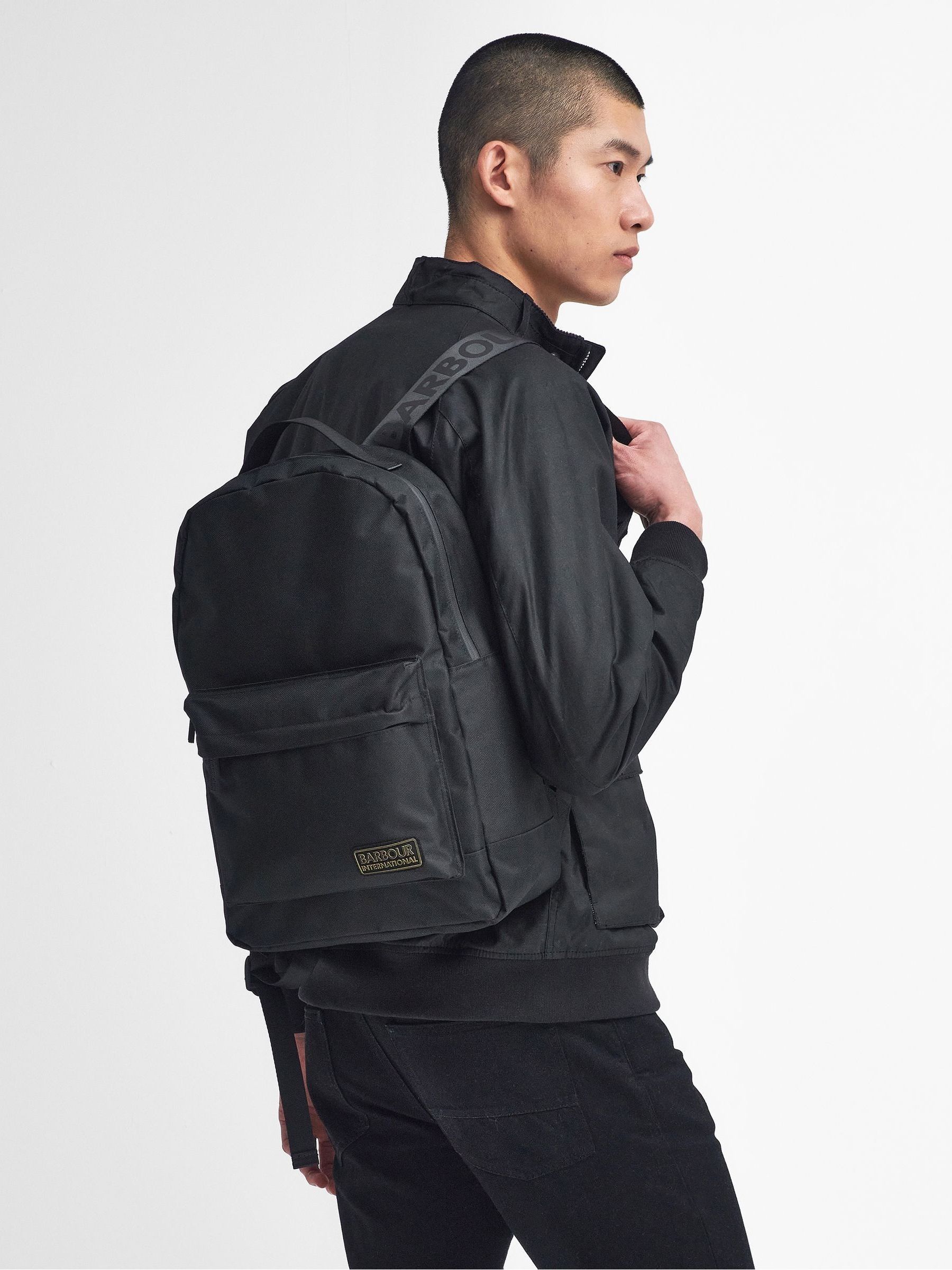 Barbour® International Knockhill Essential zwarte rugzak