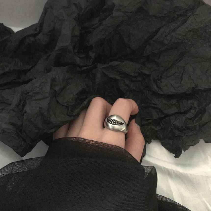 Black Degree - Smile gegraveerde ring