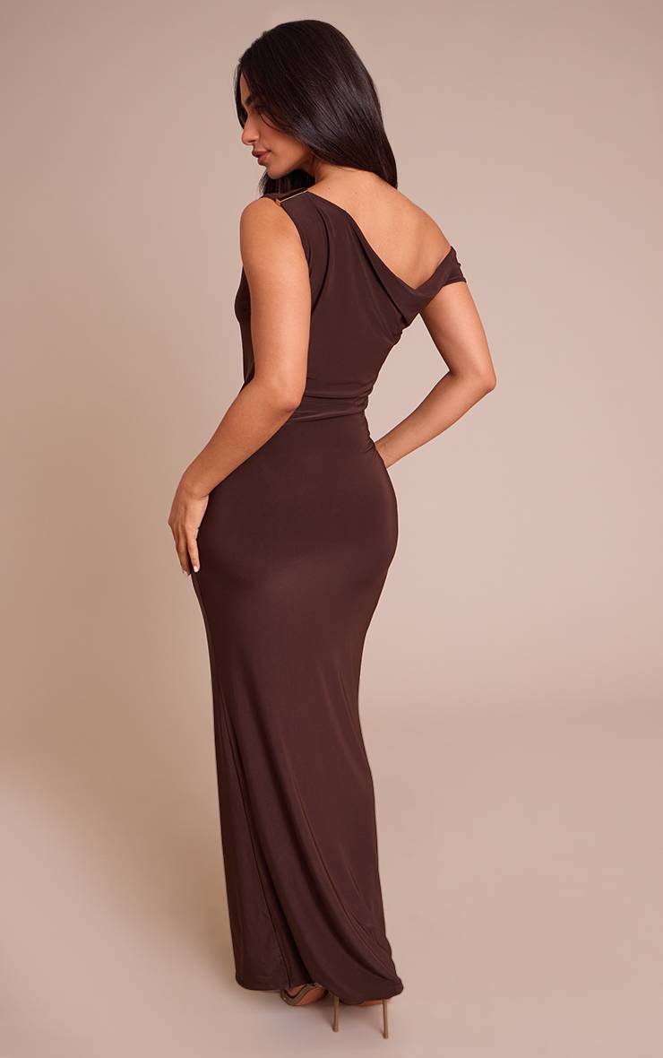 Chocolat Robe Longue Petite Avec Détail De Finition