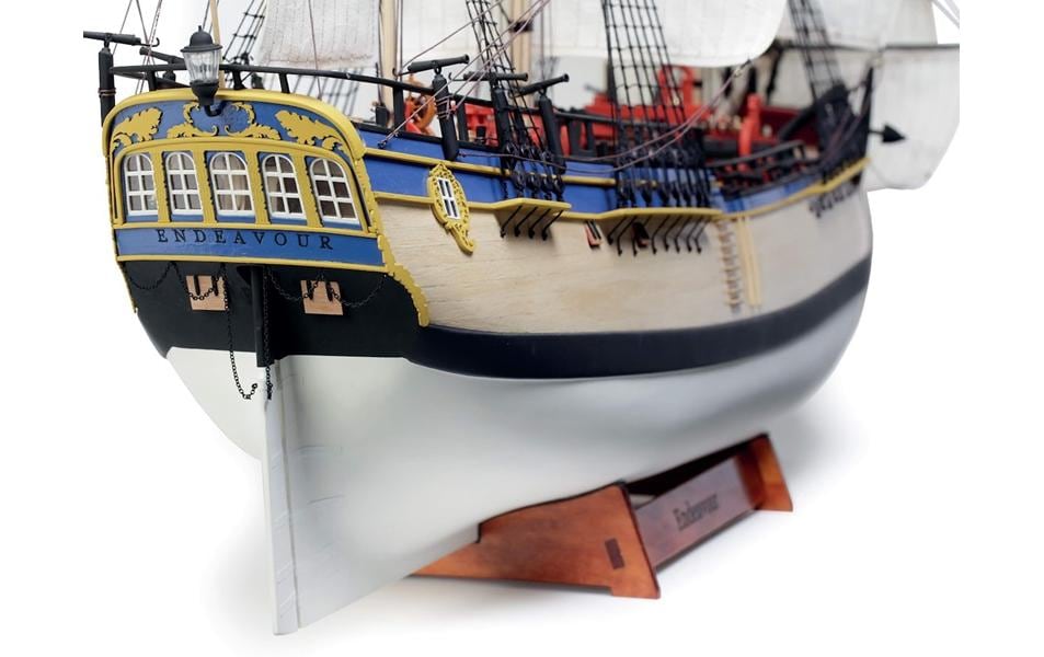 Bausatz Segelschiff HMS Endeavour, 890 mm 1:50<br>Detailgetreuer Segelschiff Modellbausatz