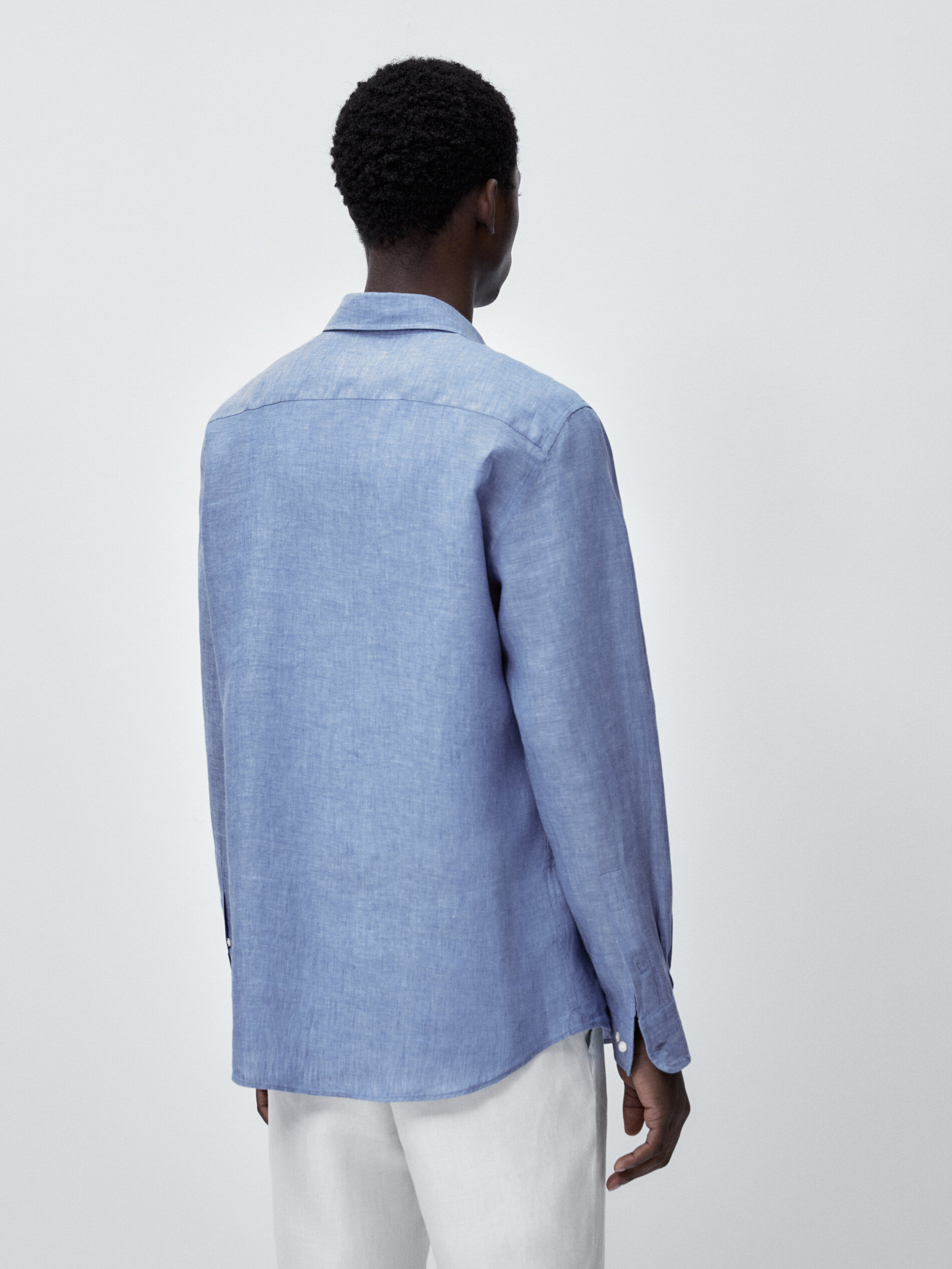 Camisa de linho tingido de corte regular - AZUL MÉDIO