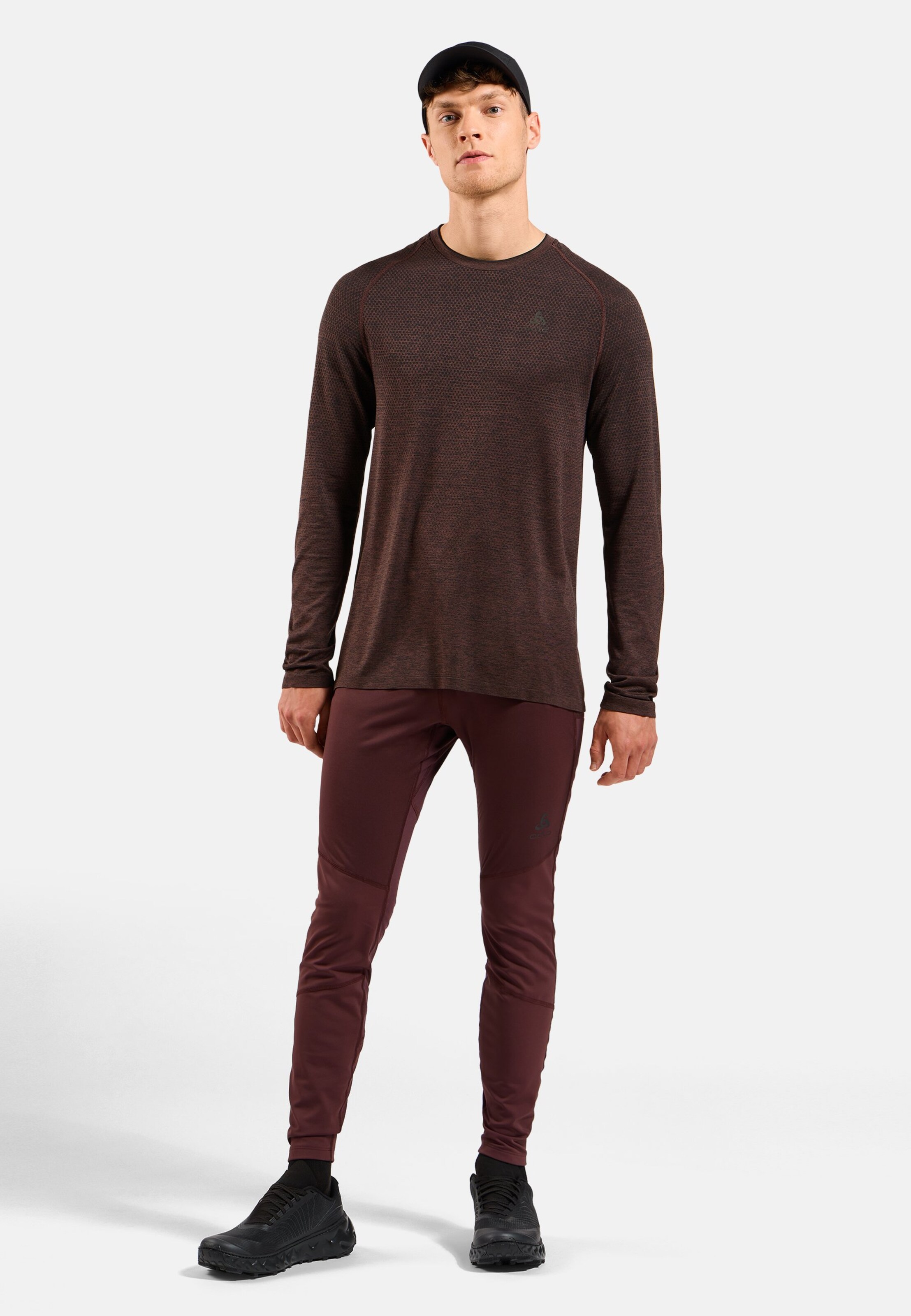 Essentials Seamless Langarm-Laufshirt in fudge melange