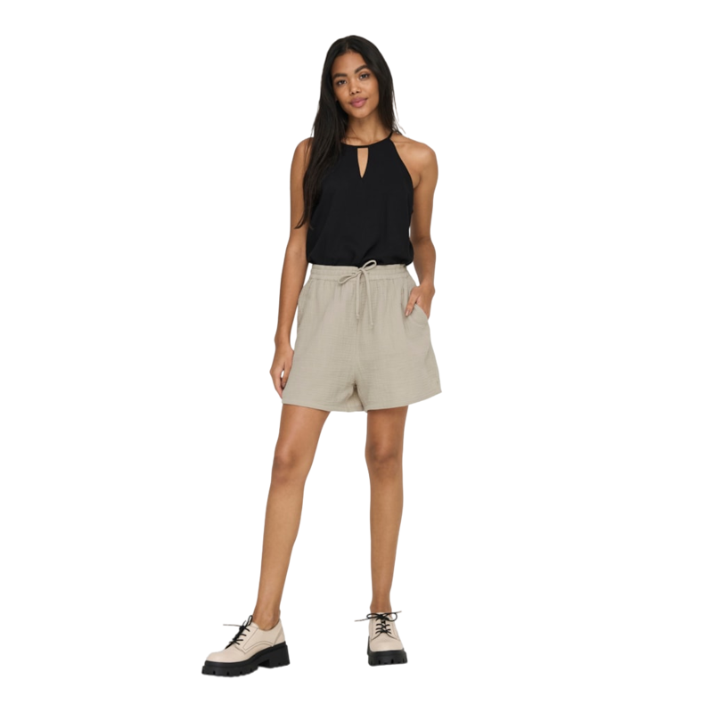 Thyra Shorts