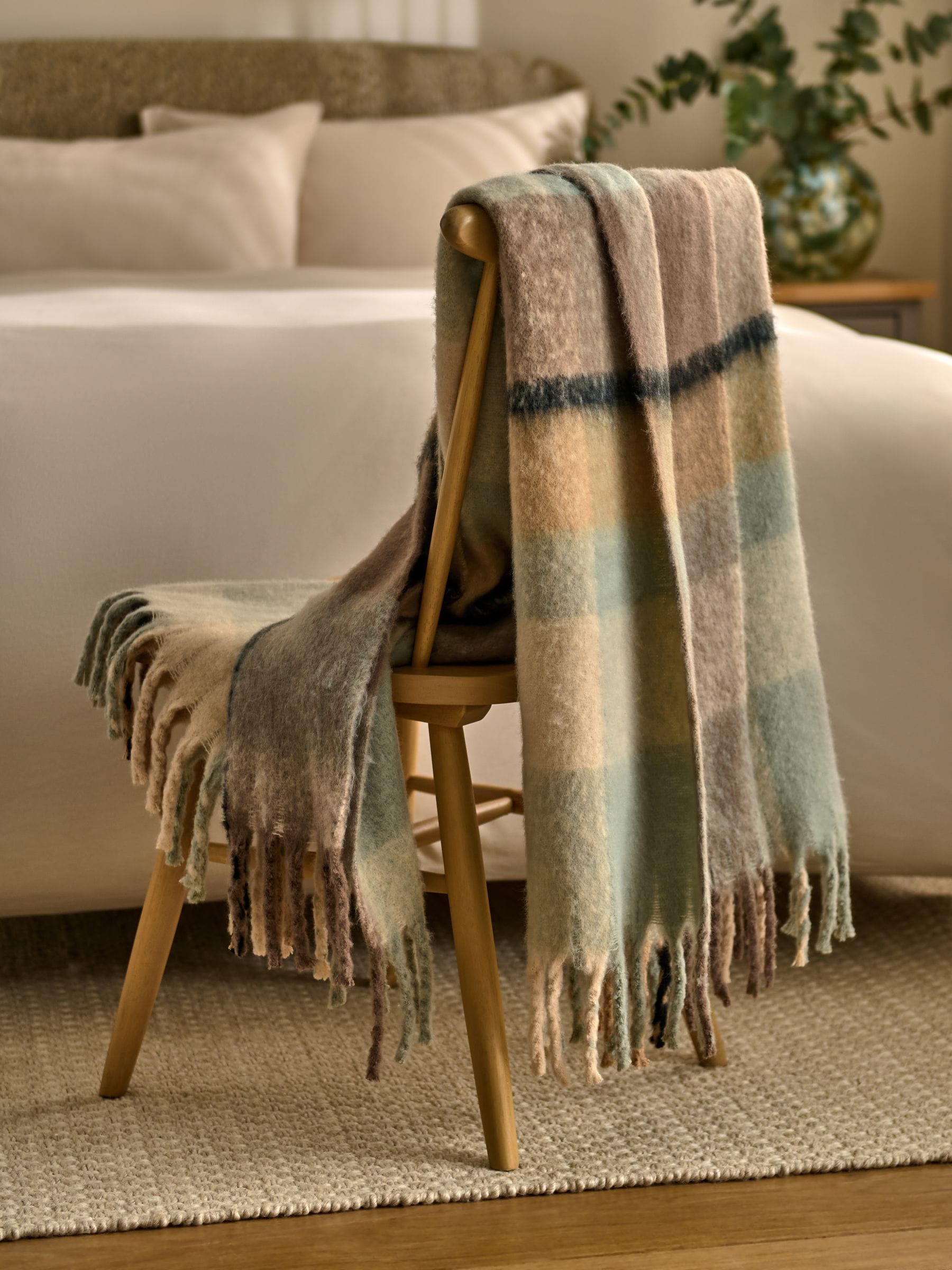 Cosy Check Throw