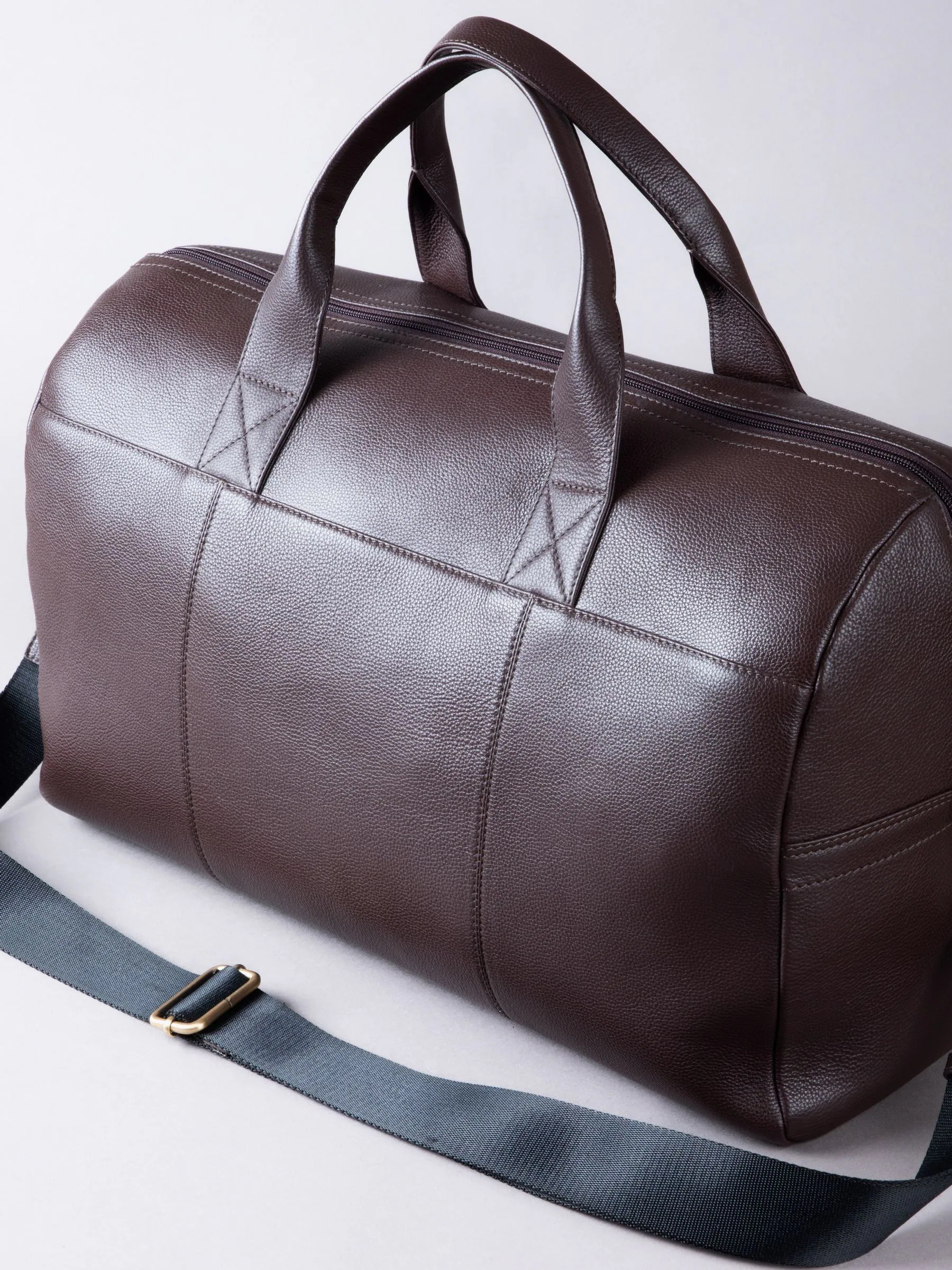Bruin - Lakeland Leather Crummock Holdall