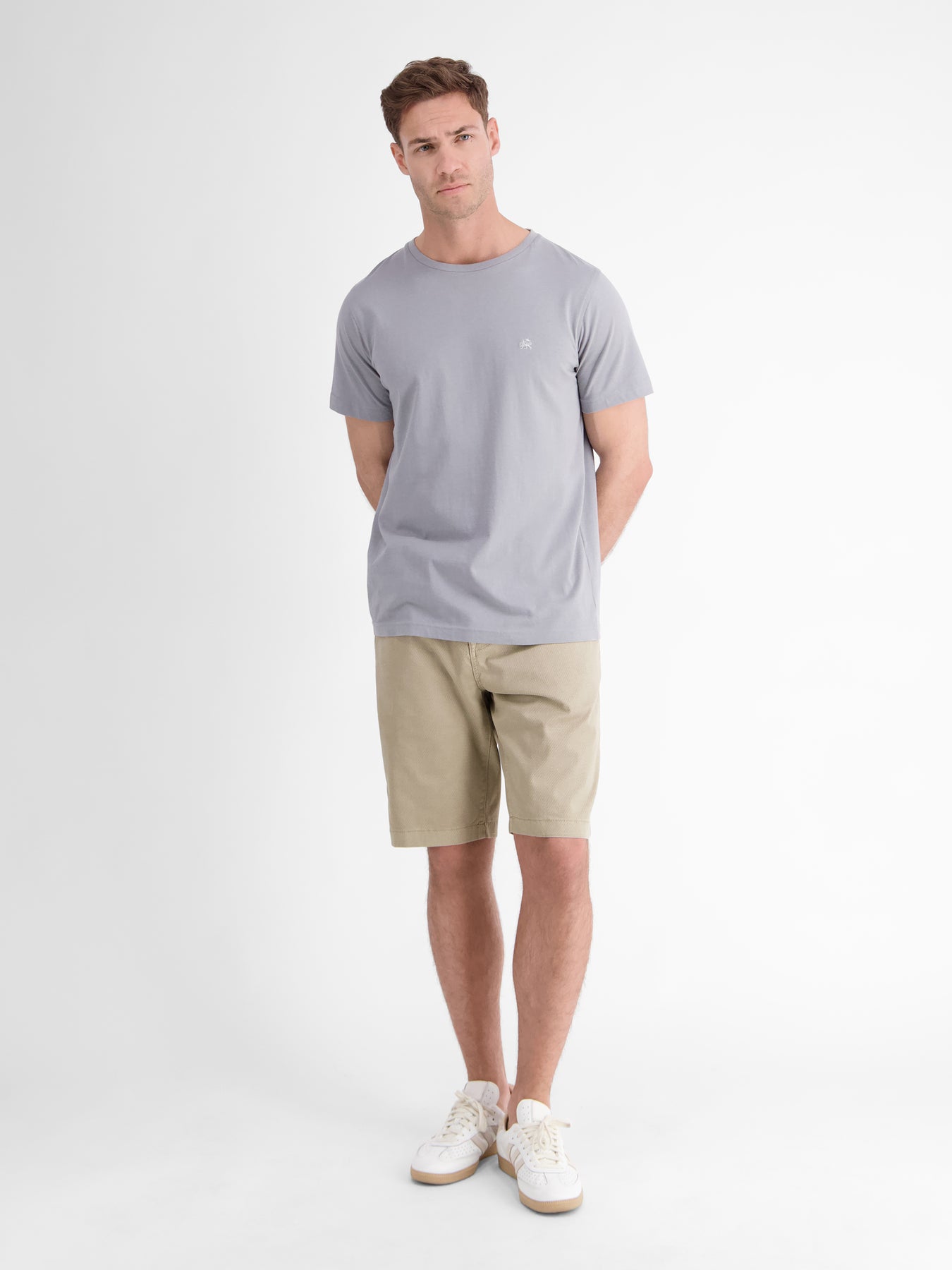 Chino-Bermuda mit Gürtel