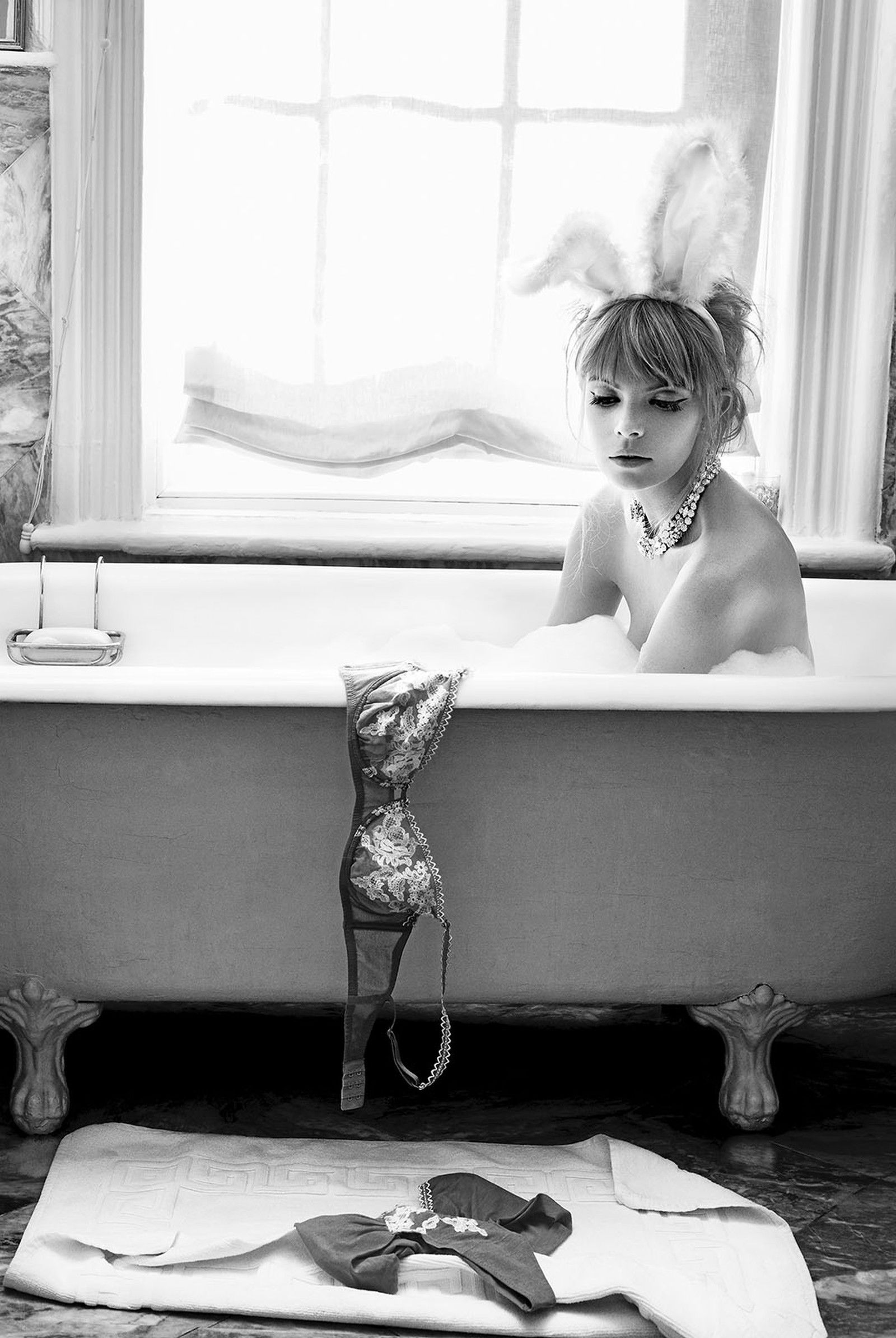 Bunny in Tub by Pamela Hanson | Trunk Archive - Limited Edition. Edition of: 150. Studio Stamp.