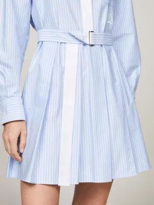 Vestido camisa curto plissado e descontraído