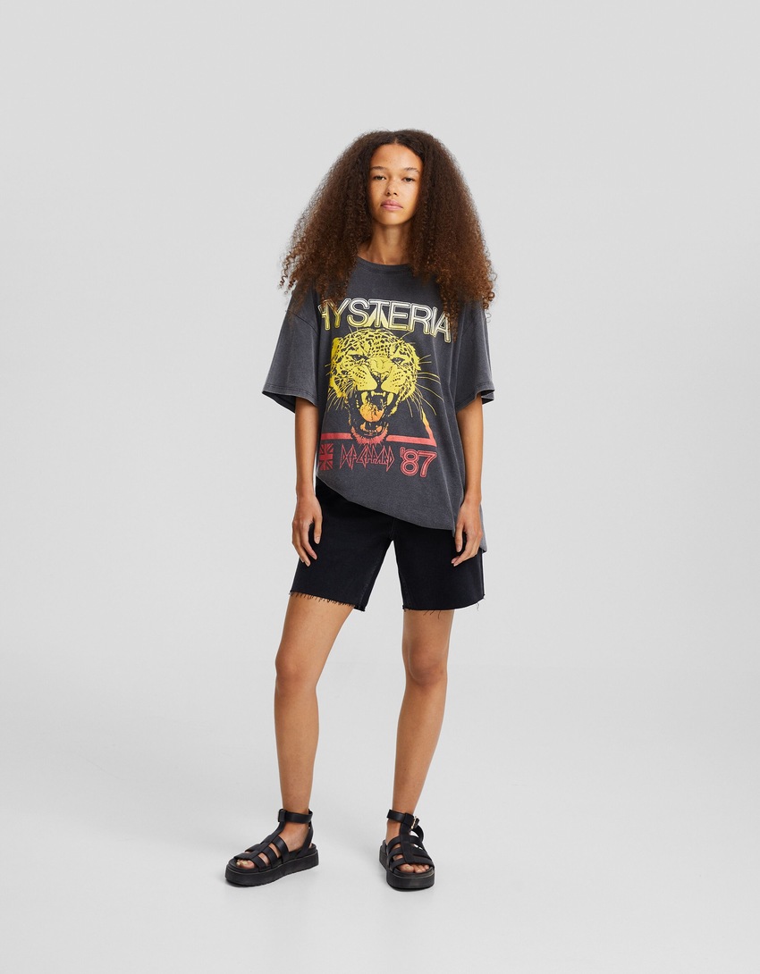 Camiseta de manga curta com estampa do Def Leppard